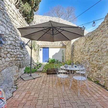 Villeneuve-lès-Avignon La Cigale - Vieux Village - Charmante Maisonnette Climatisee Avec Jardin מראה חיצוני תמונה