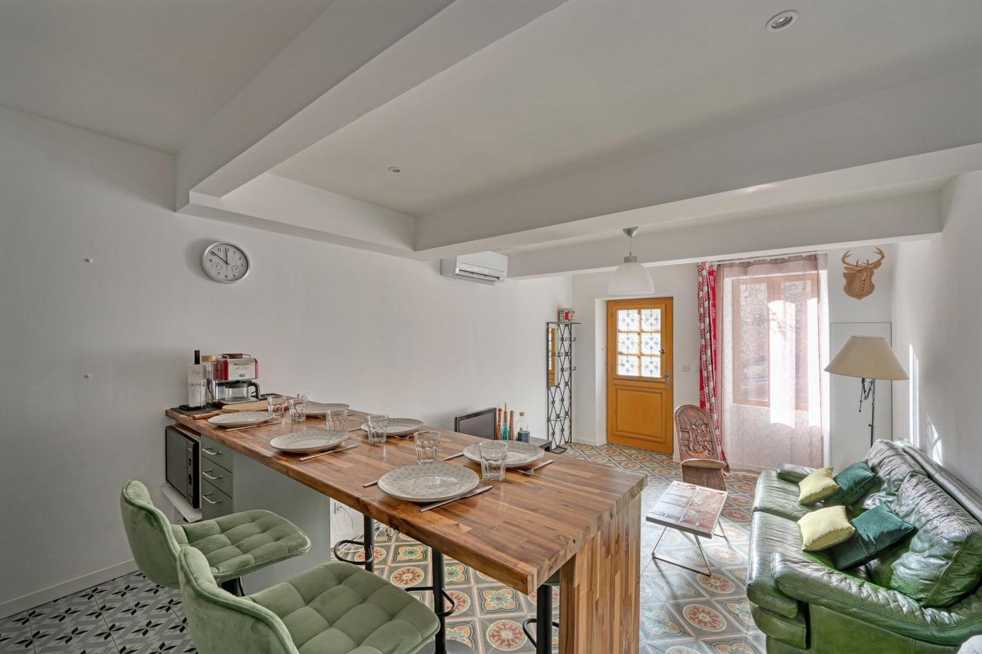 Villeneuve-lès-Avignon La Cigale - Vieux Village - Charmante Maisonnette Climatisee Avec Jardin מראה חיצוני תמונה